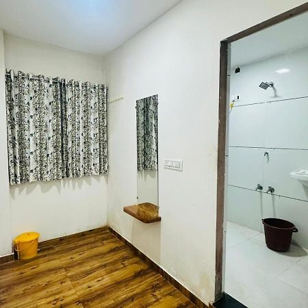 Patel Hotel & Guest House Shanor 外观 照片